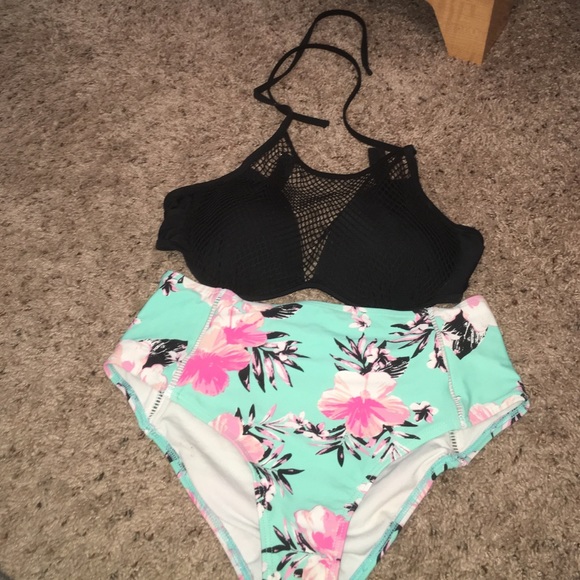 High Waisted Bikini Set!
