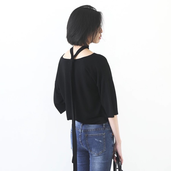 Casual black chocker top