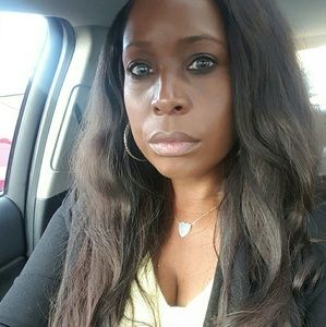 Meet your Posher, Felisa