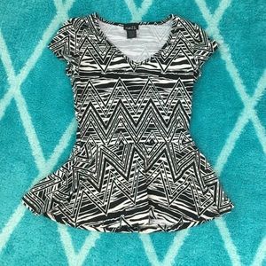 Black and white print peplum top
