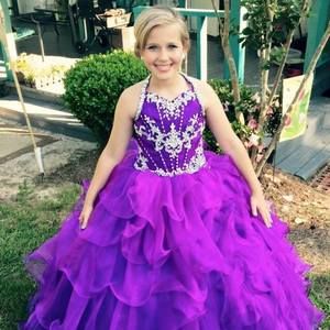 Meet your Posher, Clara grace