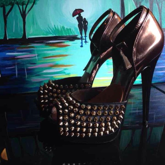 Steve Madden pumps