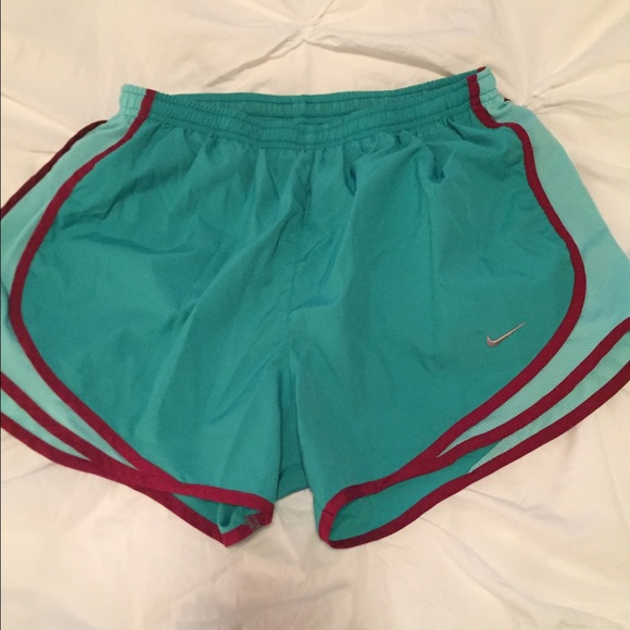 Nike Pants - Nike tempo shorts, size M