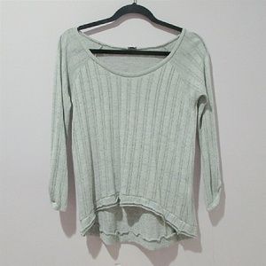 light gray top from splendid
