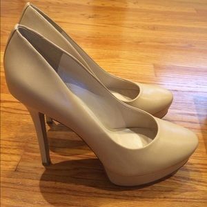 👠Nine West Leather Tan Pumps👠