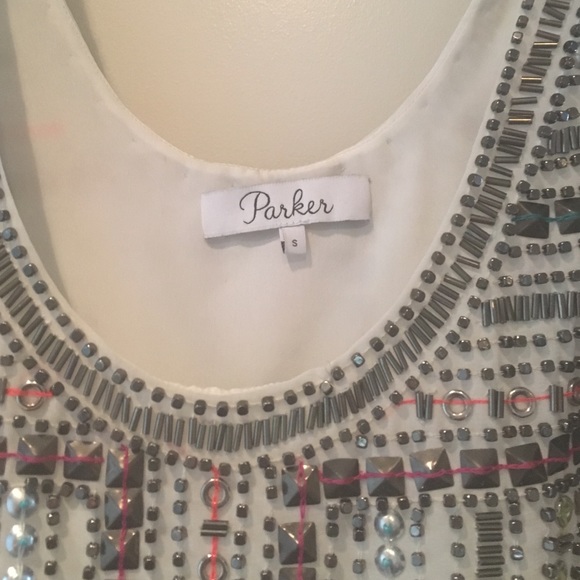 Beaded tank - Picture 2 of 4