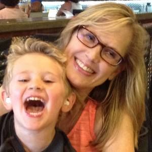 Meet your Posher, Suzanne