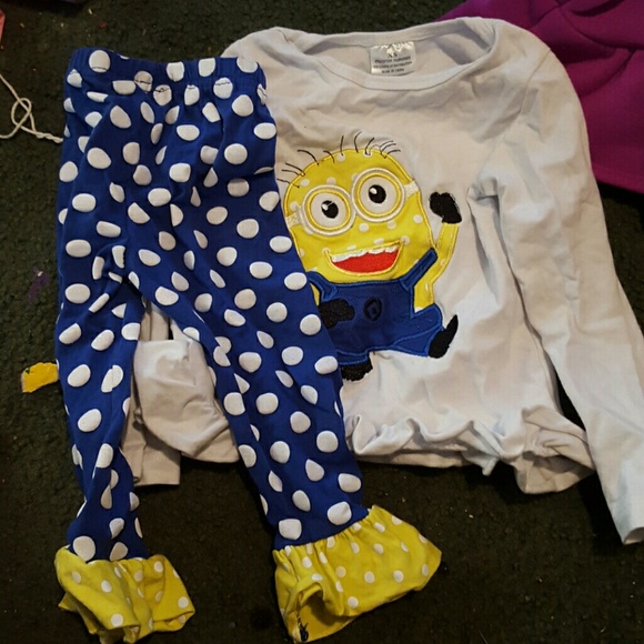 2 piece minion outfit - Picture 3 of 4