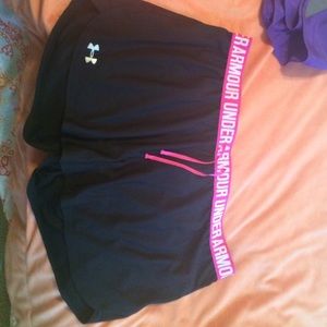 New with tag Under Armour shorts size XL