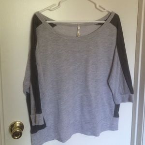 Casual boatneck/off the shoulder sweater