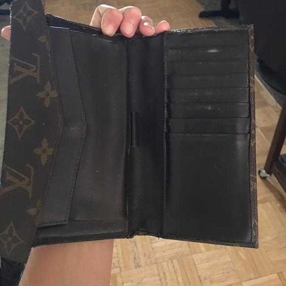 VINTAGE Louis Vuitton Wallet - Picture 2 of 4