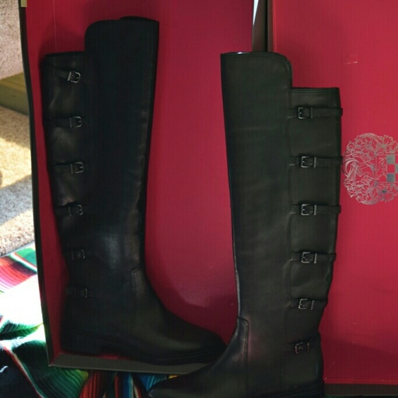Black leather  Gianni Bini Korbinn boots