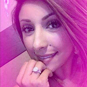 Meet your Posher, Ivonne