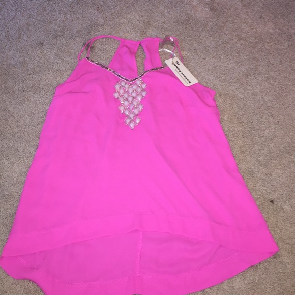 Gorgeous pink top! With tags