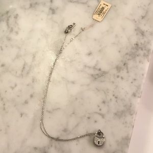 NWT fossil necklace