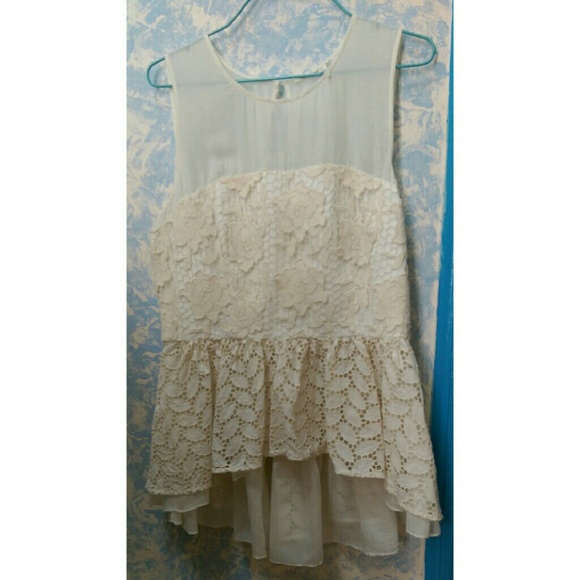 Trois Peplum Top