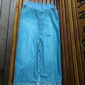 Long denim maternity skirt sz xsmall old navy blue