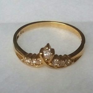 Neverworn beautiful ring