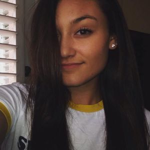 Meet your Posher, Jaclyn