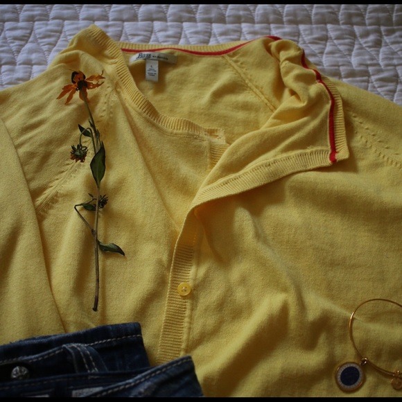 Bass Yellow Cardigan - Picture 2 of 4