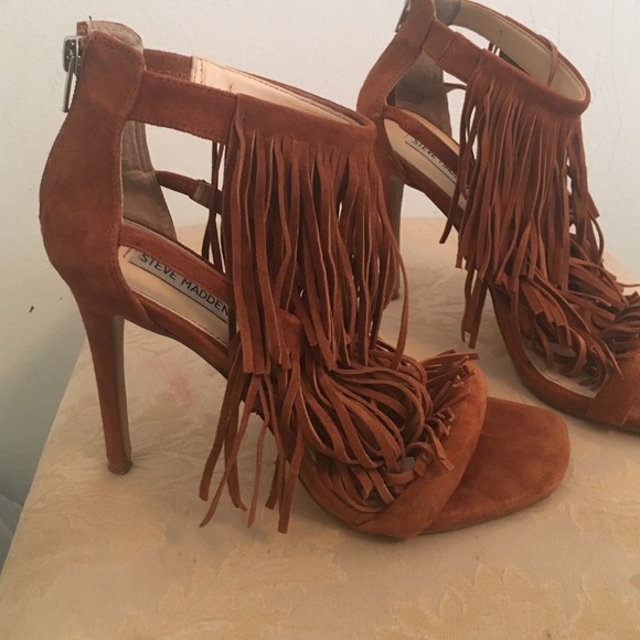 Steve Madden Fringly Heels (Traded) - Picture 2 of 4
