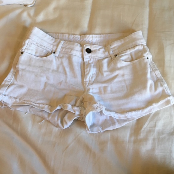Delia's white Jean shorts