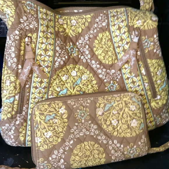 Vera Bradley purse and wallet set