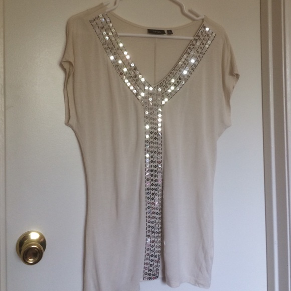 Great for NYE! Cream and silver top