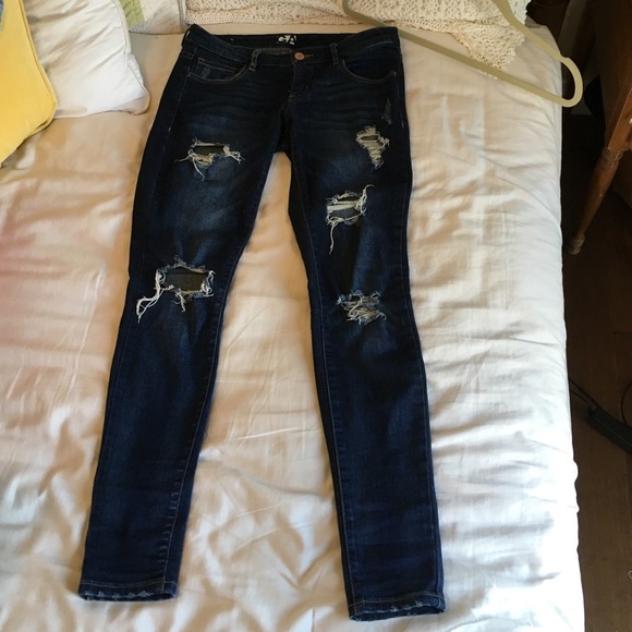 Garage dark blue destroyed jeans