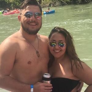 Meet your Posher, Alejandra