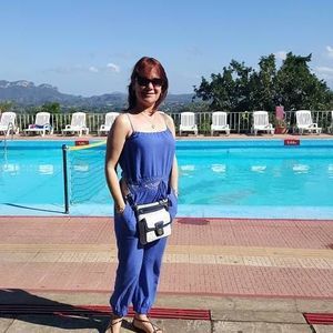 Meet your Posher, Yanet