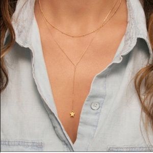 ✨💫💫Delicate Star drop necklace✨💫💫