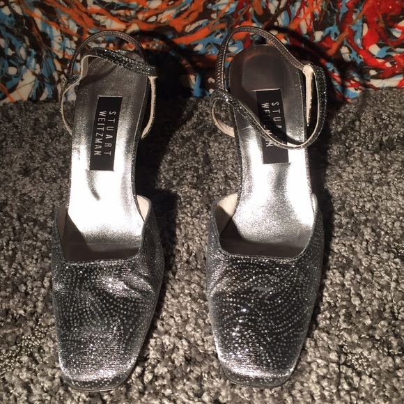Stuart Weitzman - Picture 2 of 4