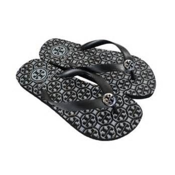 ❌SOLD❌ Tory Burch Black Flip Flops size 6 BNIB