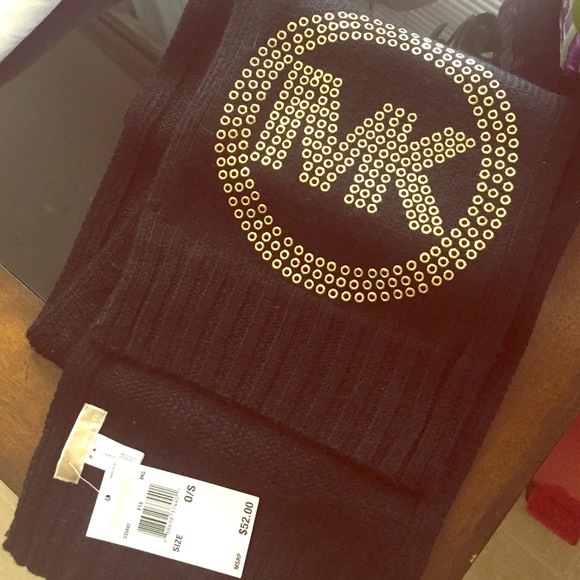 Michael Kors scarf