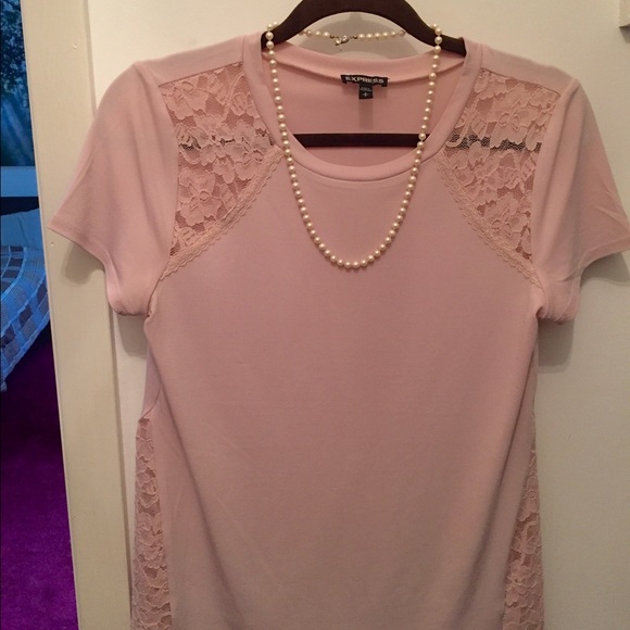 Baby pink top 🙆