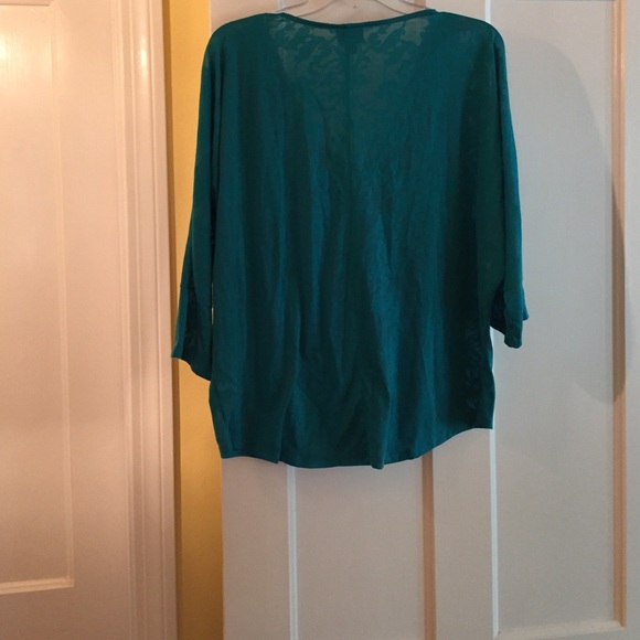 Blouse - Picture 2 of 2