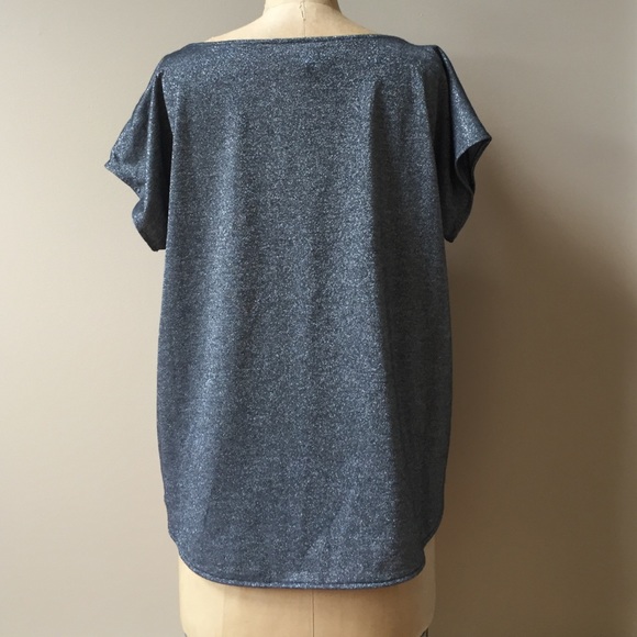 BCBGeneration grey shirt with shirttail hem - Picture 3 of 4