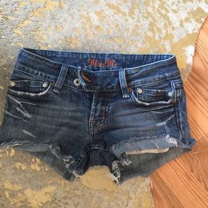 Miss me short sz 26