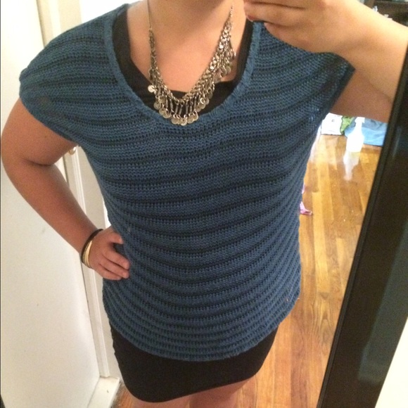 Blue woven slouchy top Mac+Jack
