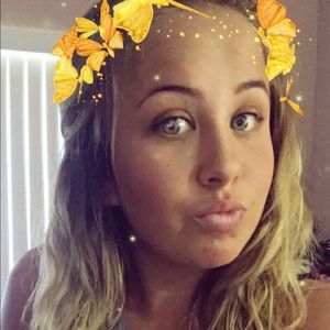 Meet your Posher, Lilly