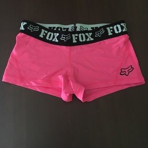 Fox bright pink riding shorts💕