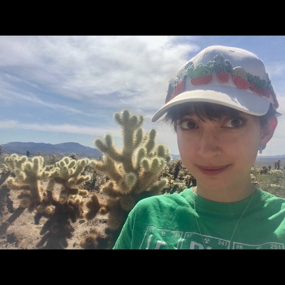 Meet your Posher, Kalie - Picture 2 of 4