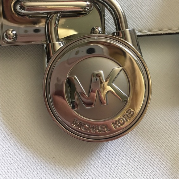 Michael Kors Hamilton purse - Picture 2 of 4