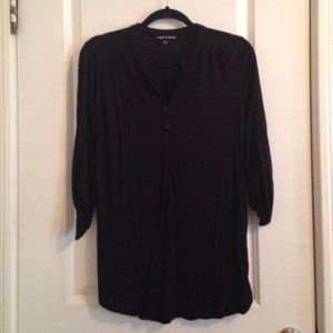 Black 3/4 sleeve shirt