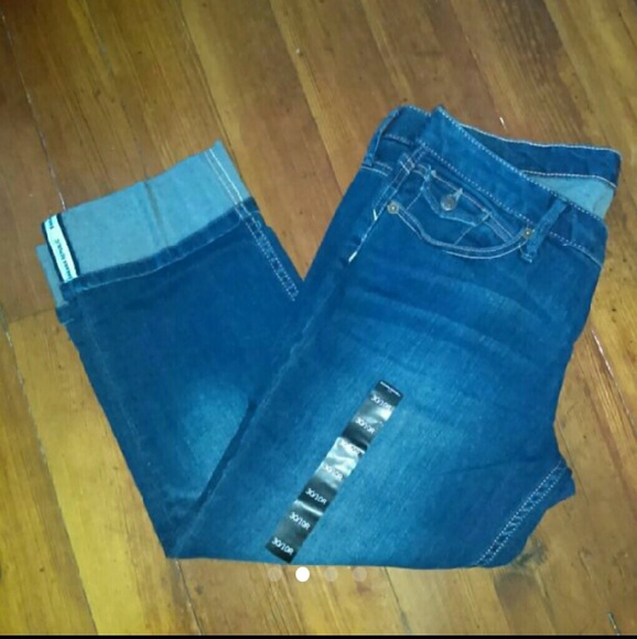 Banana Republic Capri's Size 10 NWT