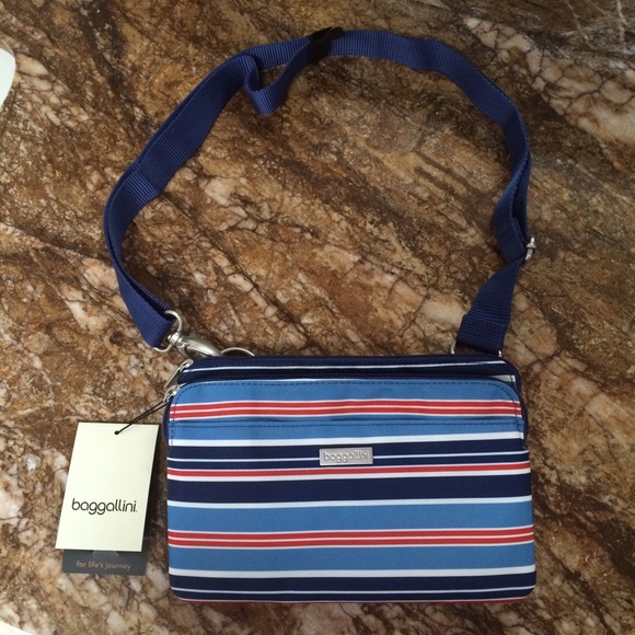 NWT Baggalini Purse