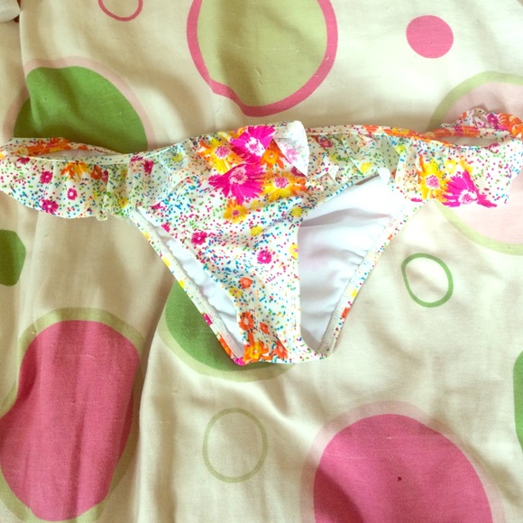Billabong ruffle bikini bottom