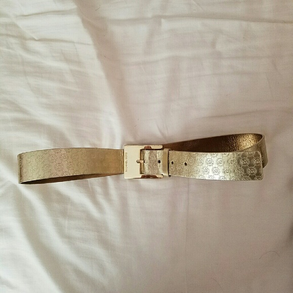Michael Kors Gold belt
