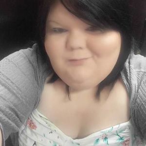 Meet your Posher, Estefana